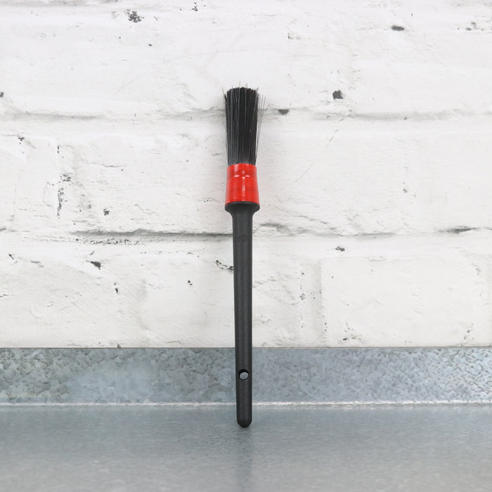 Martin Cox Black & Red Sash Detailing Brush (Size 10)